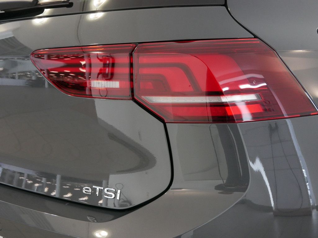 Volkswagen Golf - Bild 8