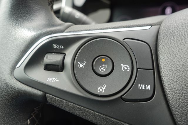 Fahrzeugabbildung Opel Grandland 1.2 Turbo GS Line 360,KlimaA,LED,Navi