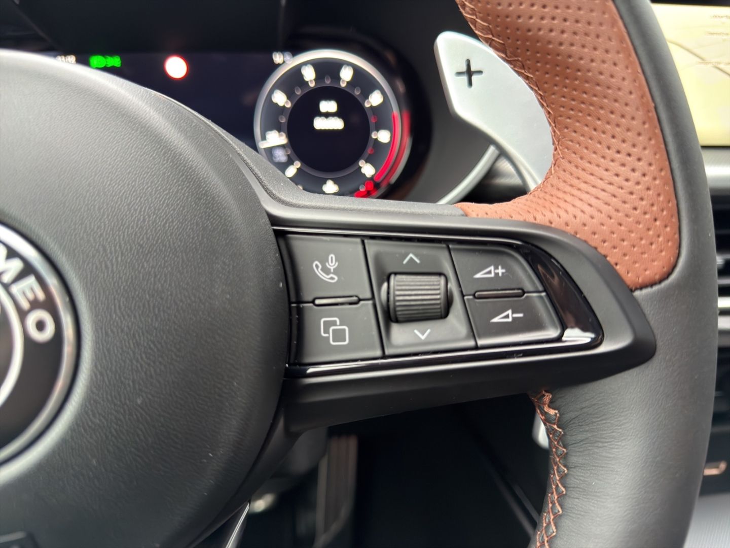 Alfa Romeo Stelvio - Bild 16