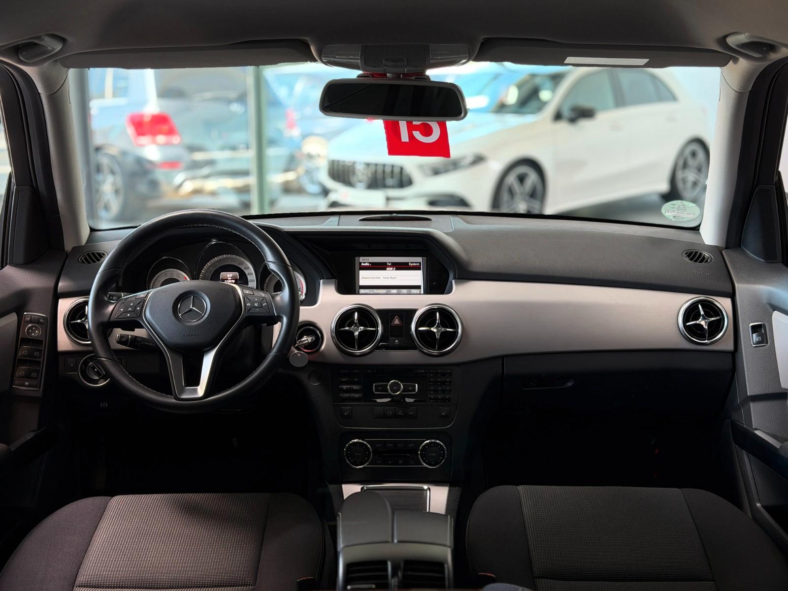 Mercedes-Benz GLK 220 CDI 4Matic *AHK*Sitzheizung*PDC*TOP*