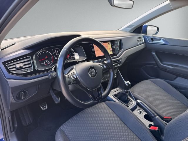Polo 1.0 TSI UNITED LED+NAVI+ACC+CLIMATRO.+SIHZ+