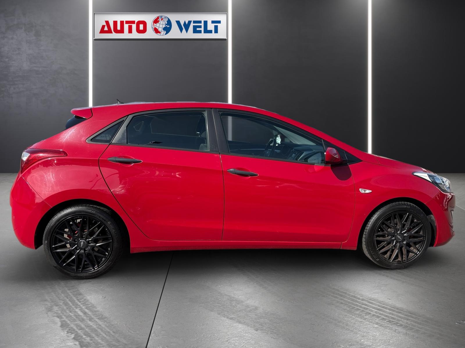 Hyundai i30 1.4 Classic PDC Bluetooth Klima USB AUX
