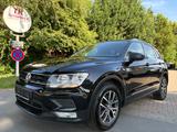 Volkswagen Tiguan 2,0 TDI  Comfortline Neues Modell - Volkswagen Tiguan: Modell