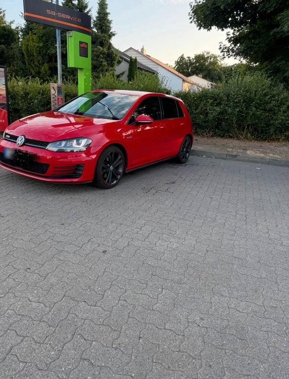 Image of Volkswagen Golf