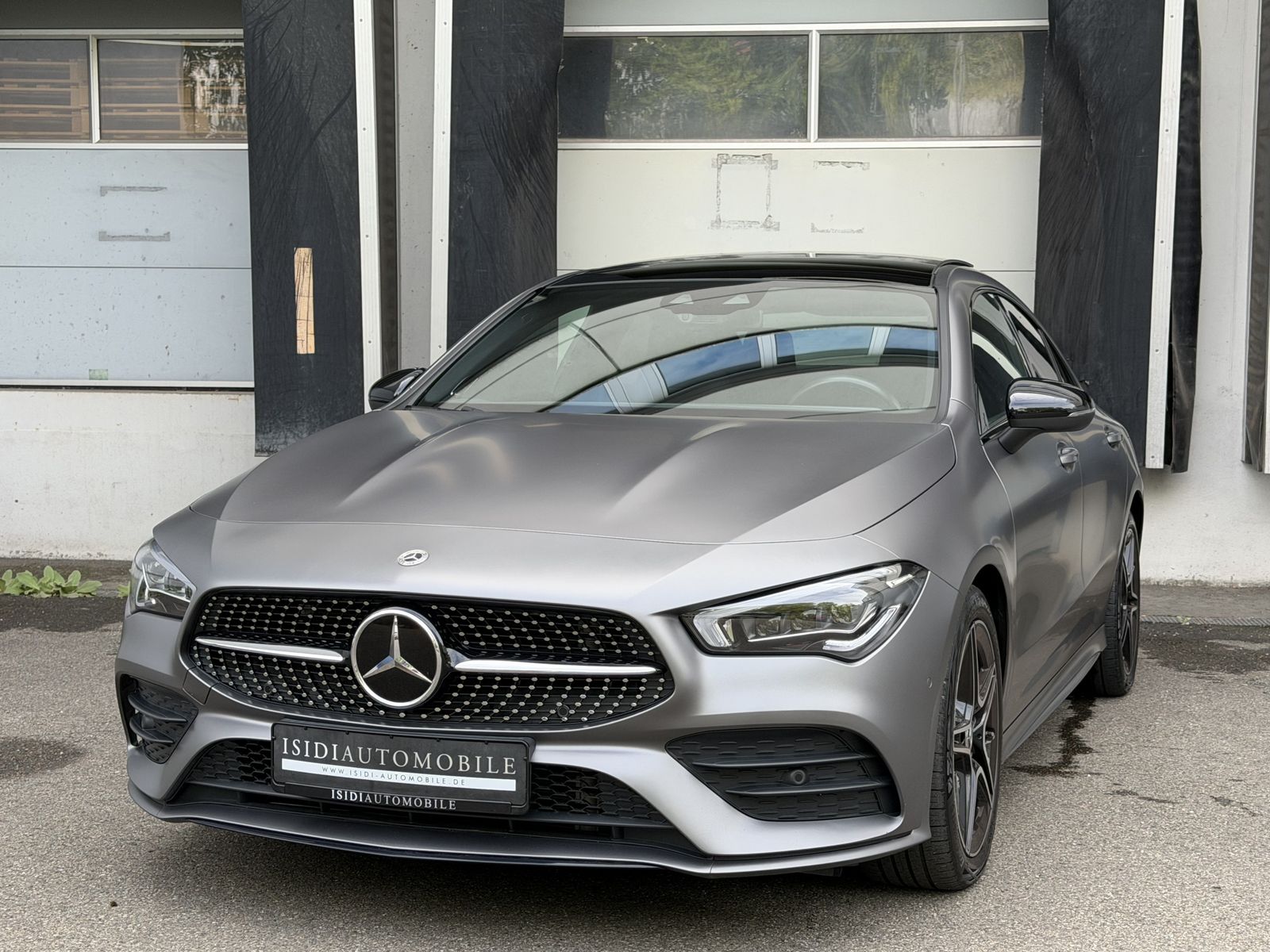 Mercedes-Benz CLA 220 D AMG Night LED ACC MBUX Rü-Kamera Pano