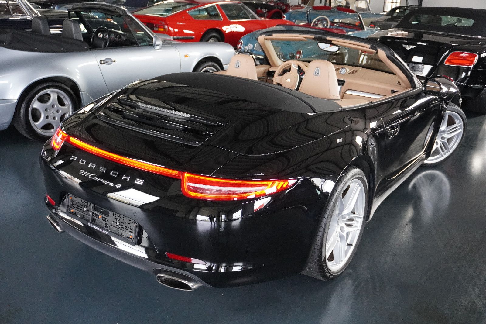 Fahrzeugabbildung Porsche 991 Carrera 4 Cabriolet