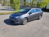 Toyota Avensis Combi Executive 2.2 D-Cat Executive - Toyota Avensis aus 2011: Combi