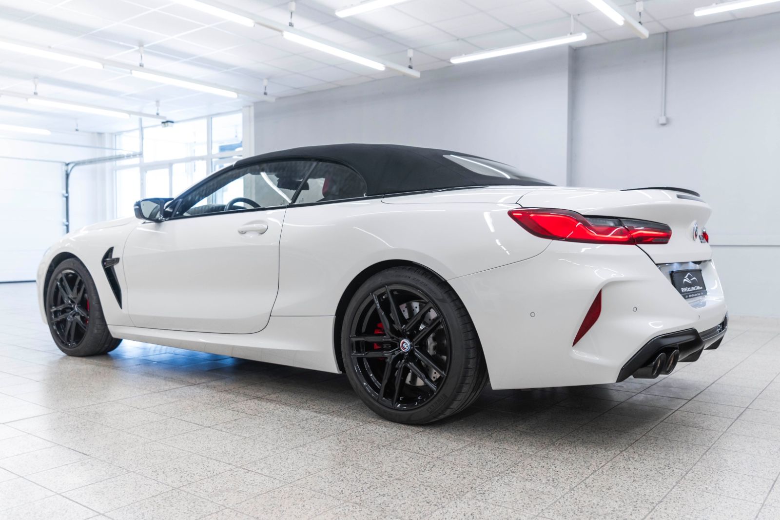 Fahrzeugabbildung BMW M8 Cabrio Competition LASER B&W ACC 3D SOFTCLOSE