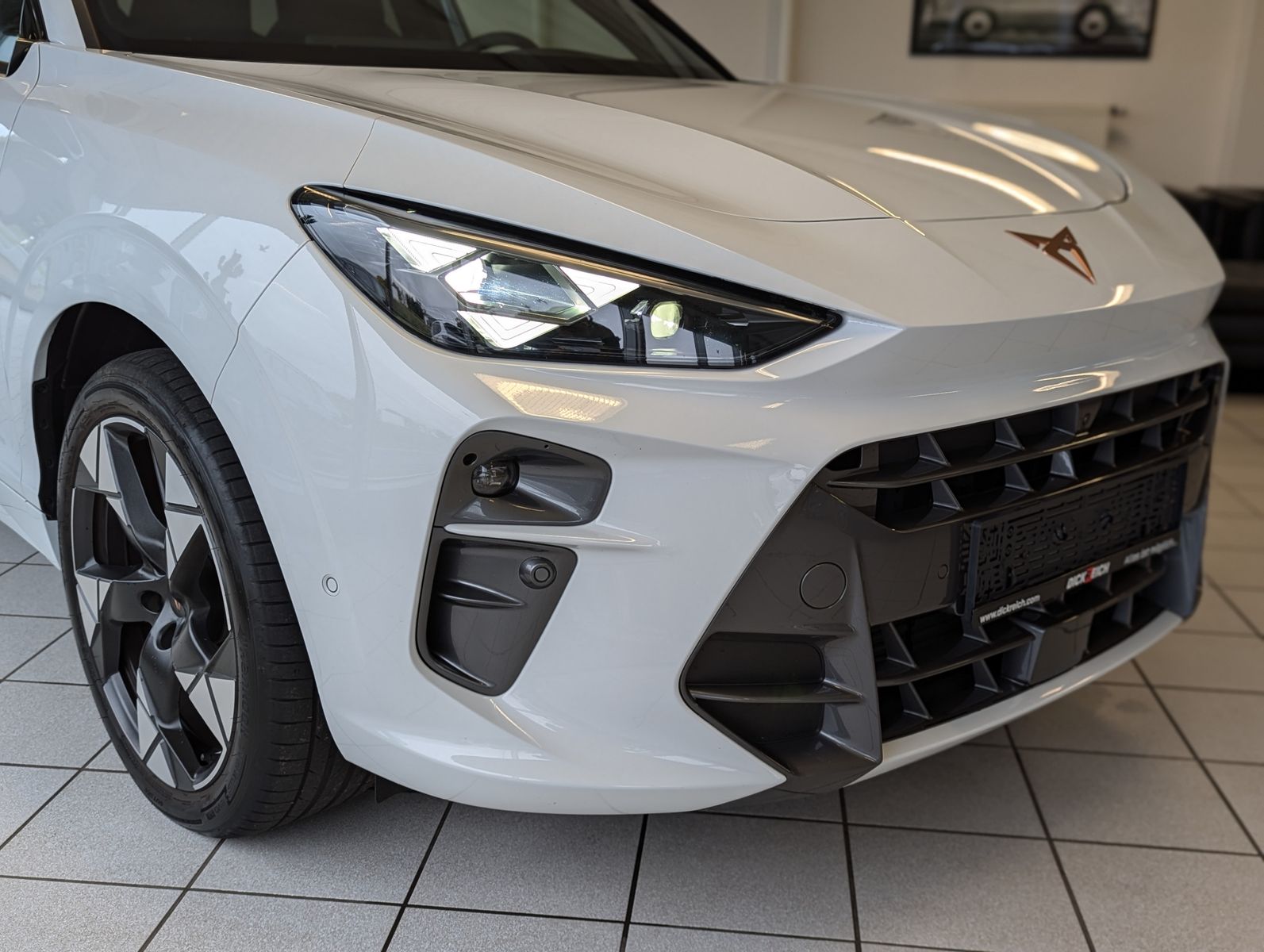 CUPRA Terramar 1.5eTSI HUD DCC Matrix Pano Sennh. 20" - Image 9