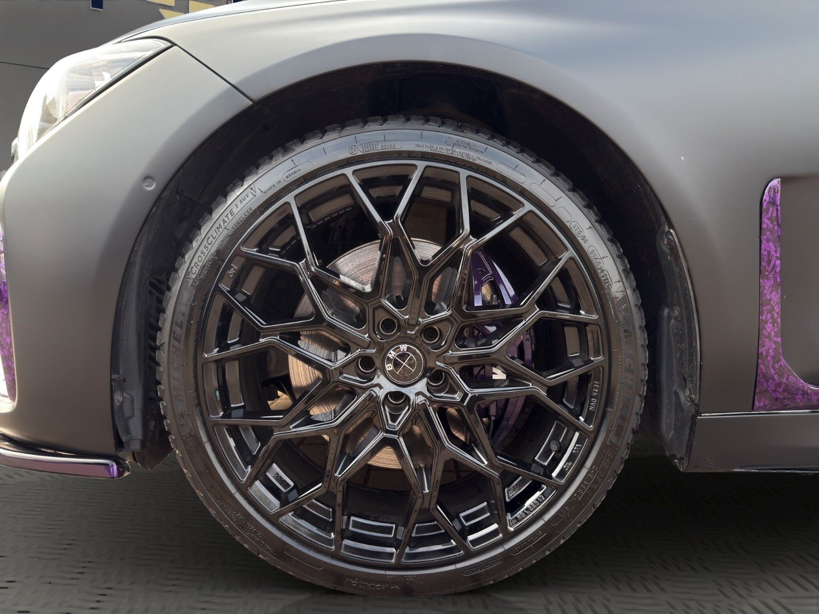 Fahrzeugabbildung BMW 750Li xDrive *M-Sport*H&K*Skylounge*HUD*Masssage