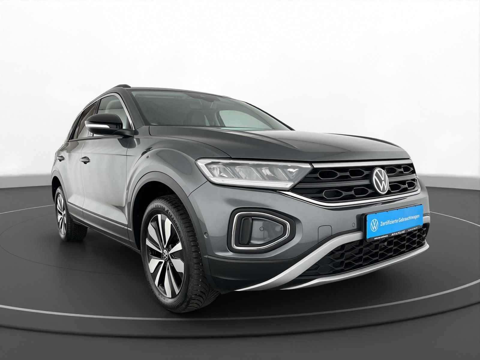 Volkswagen T-Roc - Bild 4