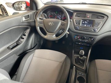 Hyundai i20 Trend *TÜV-NEU*SPURASSIST*KLIMA*TEMPOMAT*