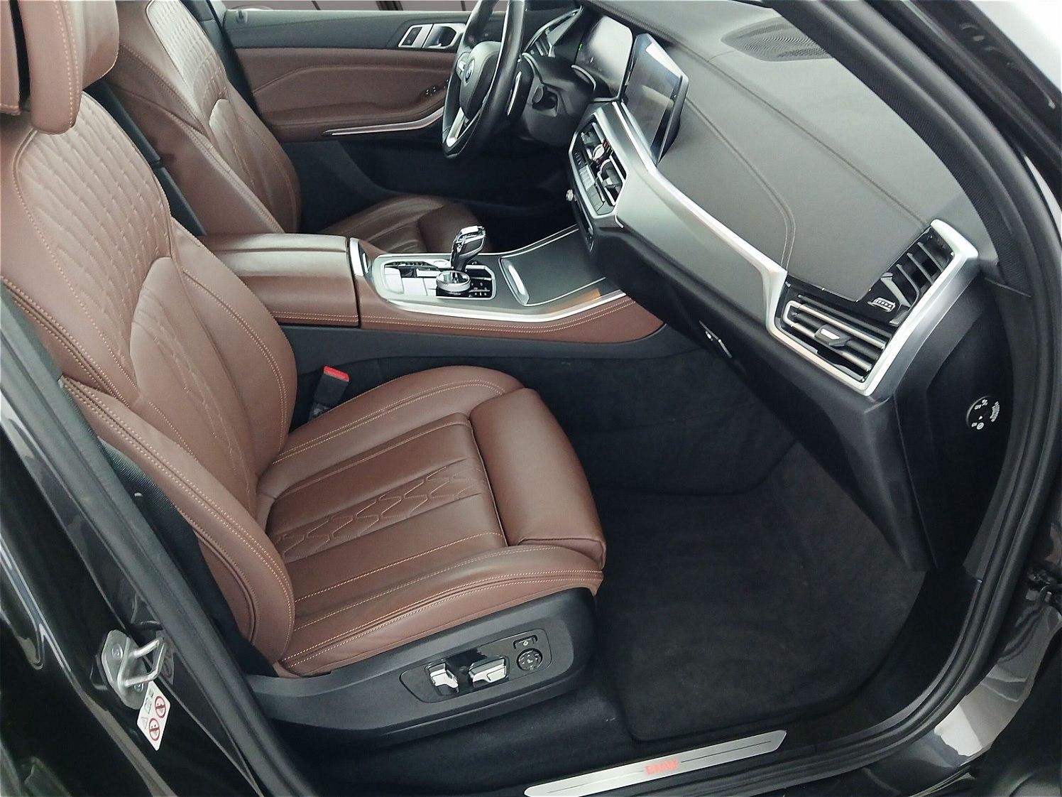 BMW X5 xDrive30d Standheizung AHK LiveCockpitProf