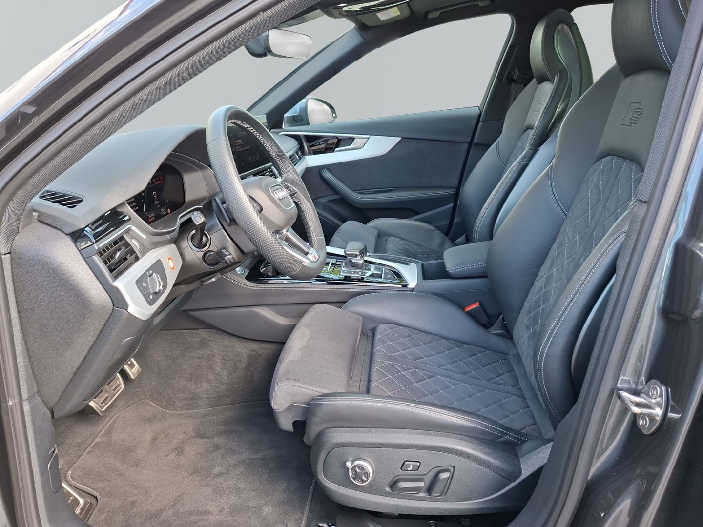 A4 Avant 40 TFSI quattro S line *AHK*Panorama*