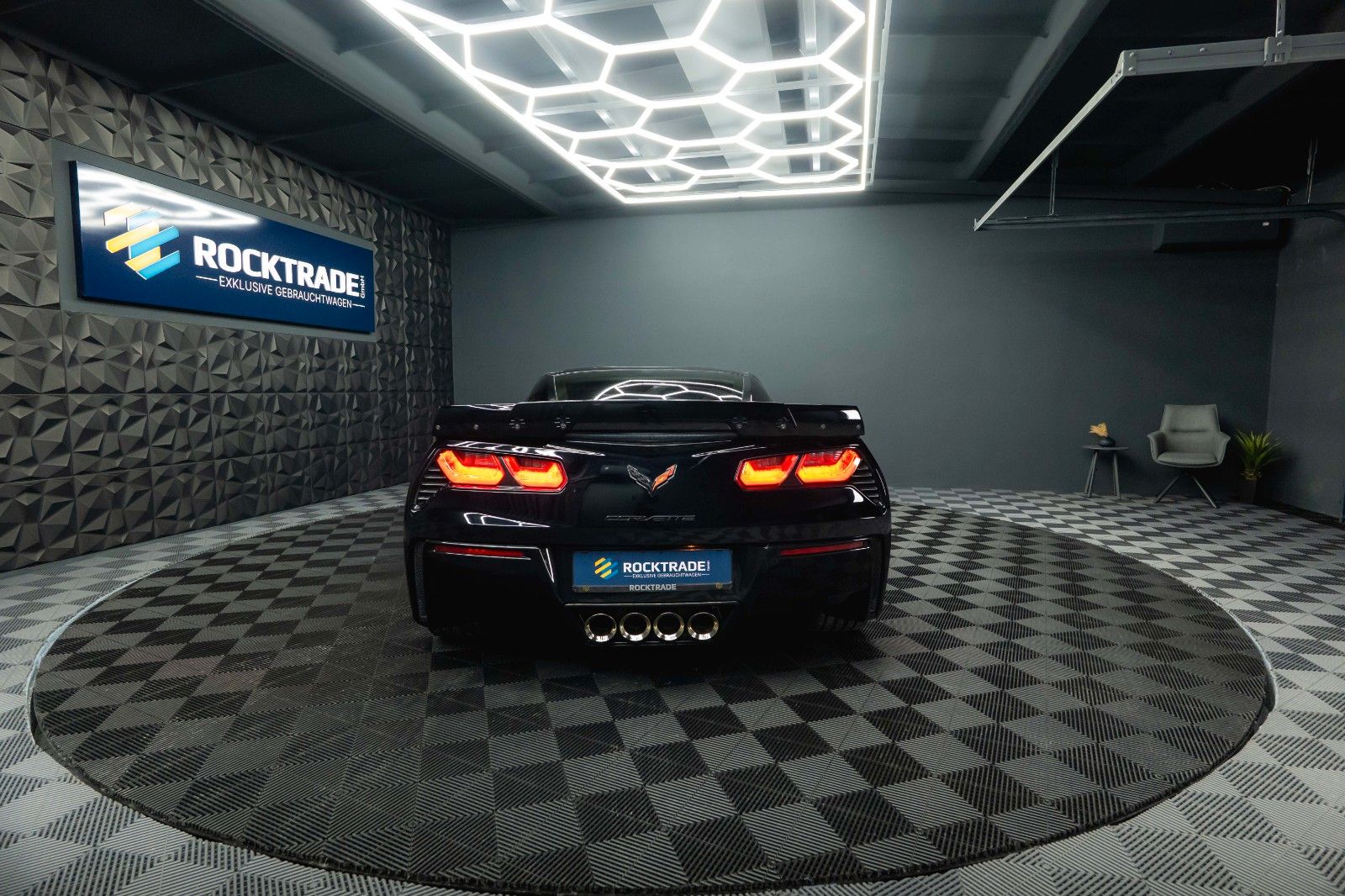 Fahrzeugabbildung Corvette C7 6.2 V8 Stingray 3LT Z06-Design Targa Perform.