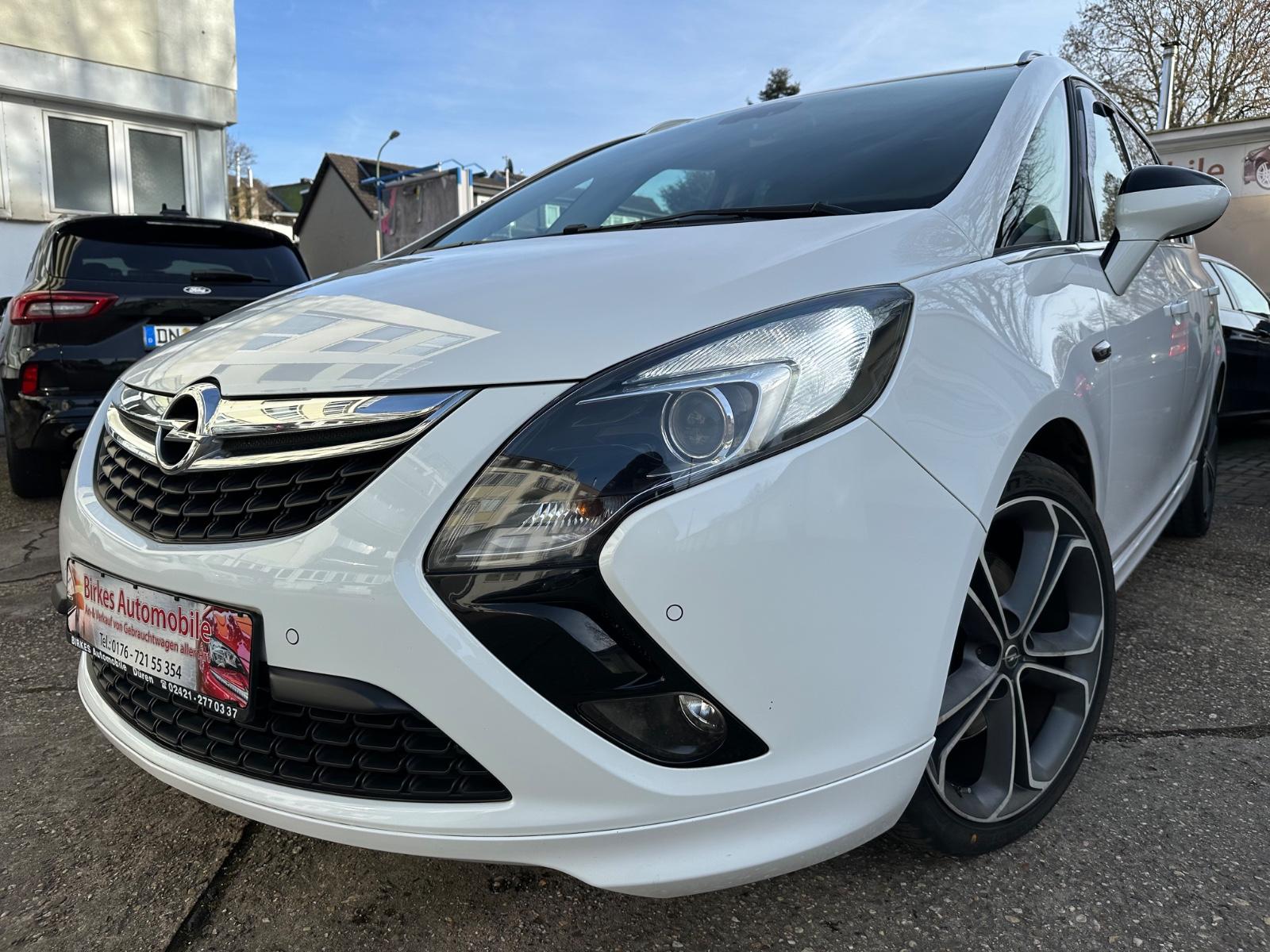 Opel Zafira Tourer 1.6 147kW - Cosmo - 1.Hand
