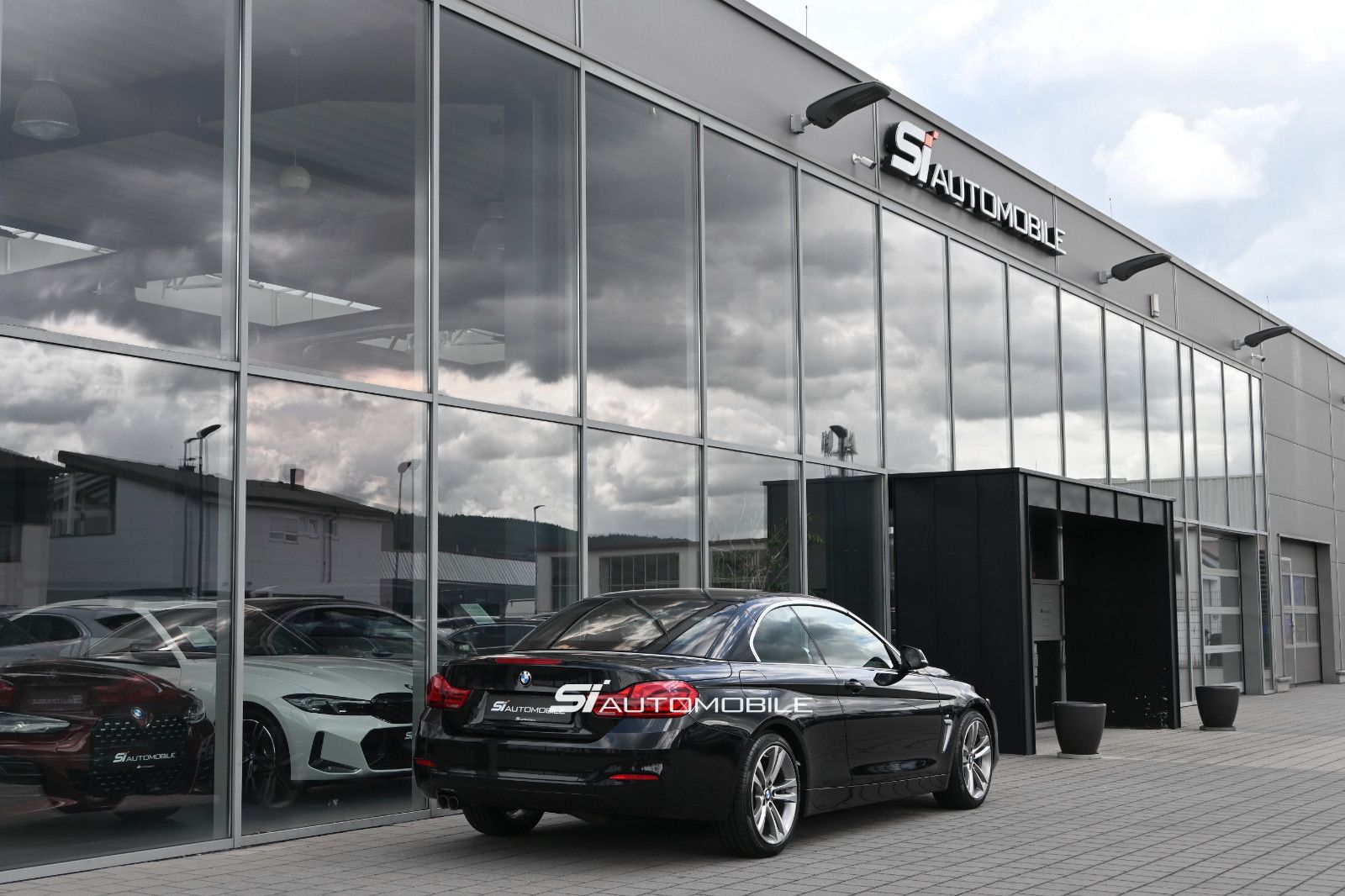 Fahrzeugabbildung BMW 420d Cabrio Sport Line Aut. °LED ADAPT.°KAMERA°