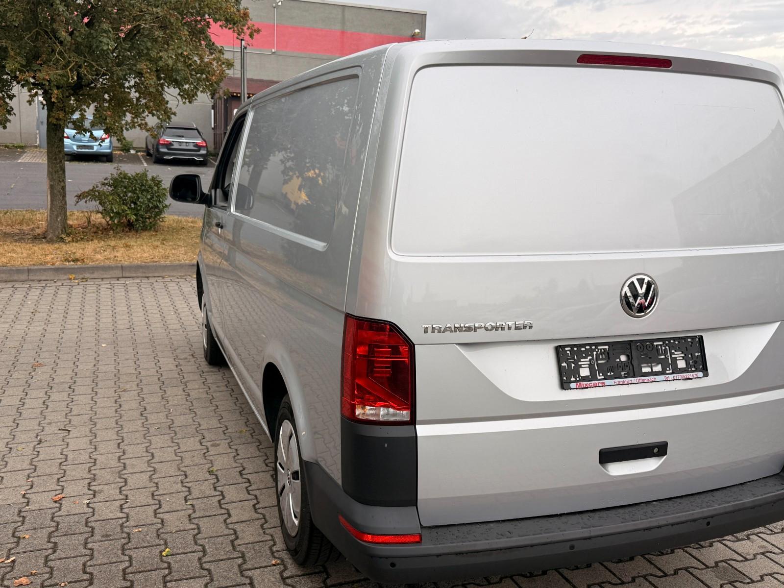 Volkswagen T6.1 2.0 TDI Transporter Kasten FWD*GR.NAVI*PDC*
