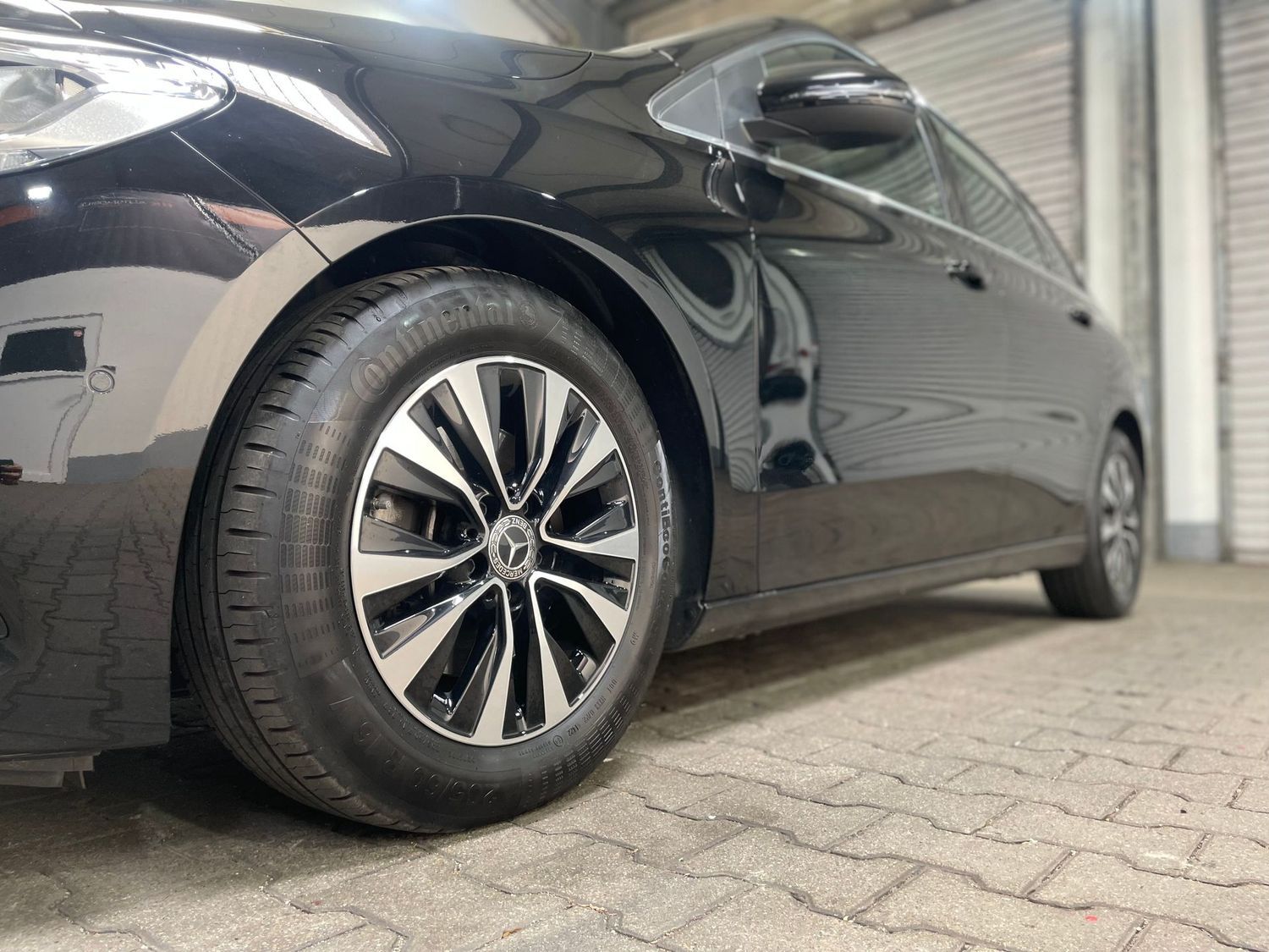 Fahrzeugabbildung Mercedes-Benz B 180 d#MBUX#Spur#Leder#CarPlay#ACC#V.erkennung#