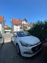 Hyundai i20 1.2 GO GO - Hyundai i20 Gebrauchtwagen in Stuttgart