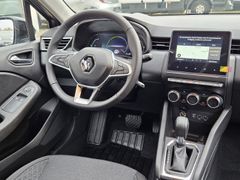 Fahrzeugabbildung Clio V Equilibre 1.6 E-TECH Hybrid 145 EU6d