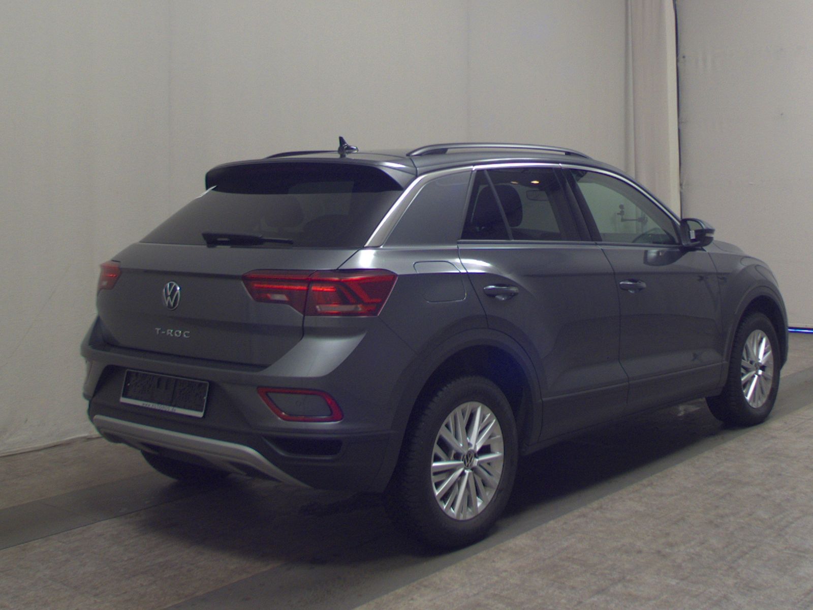 Volkswagen T-Roc 1.0 TSI Life LED DC PDC Shz foto 4