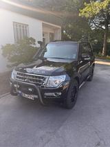 Mitsubishi Pajero 3,2 DI-D 4WD Final Edition Automatik ... - Mitsubishi Pajero von privat