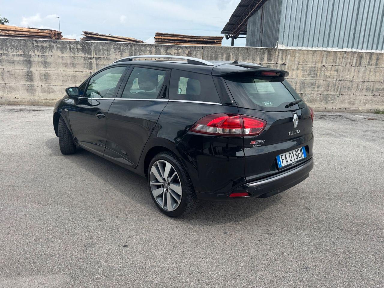 Renault Clio 2015 — photo 9