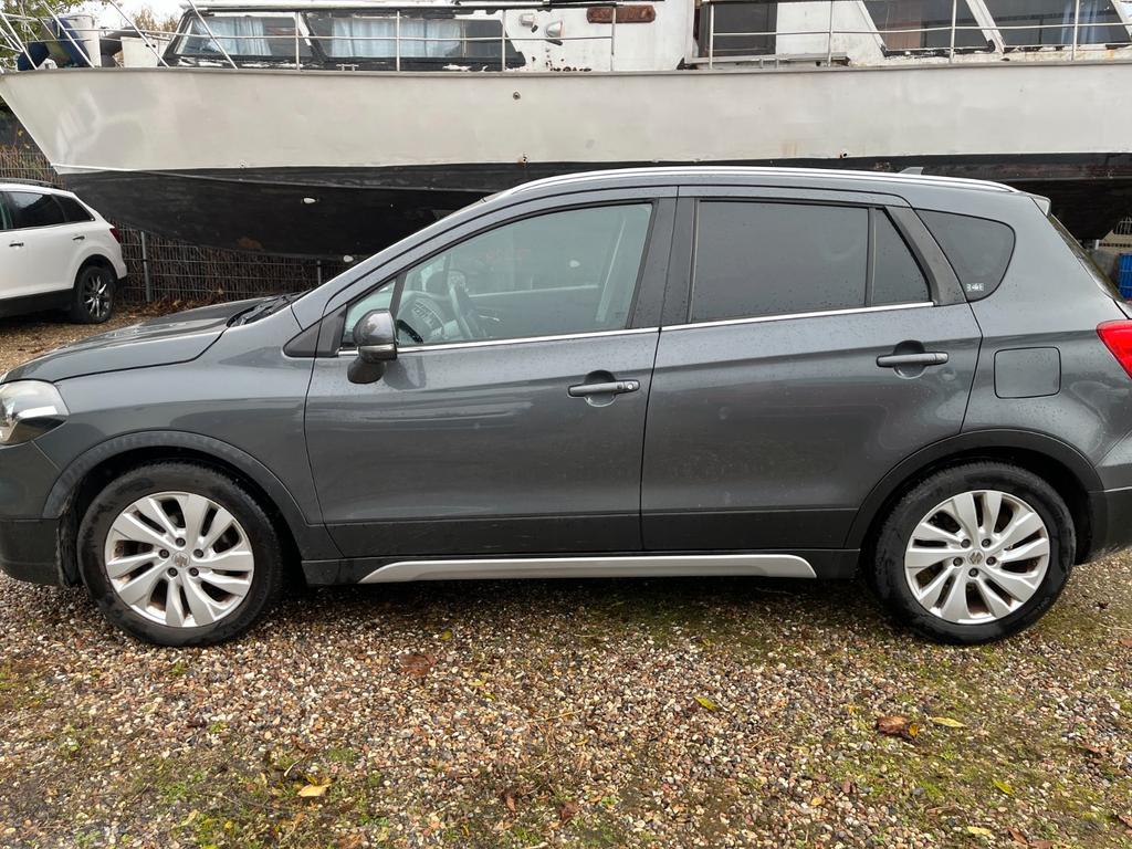 Suzuki (SX4) S-Cross