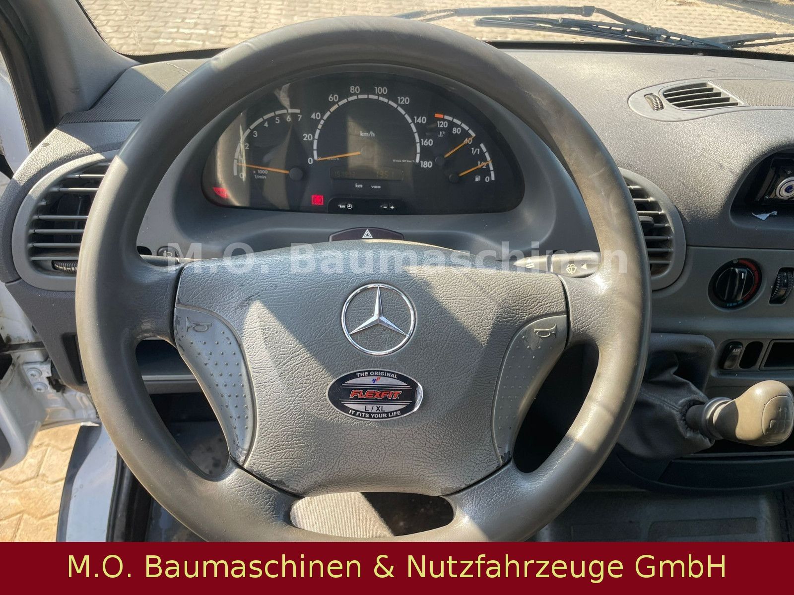 Fahrzeugabbildung Mercedes-Benz Sprinter 213 CDI / Pritsche / Euro 3 /