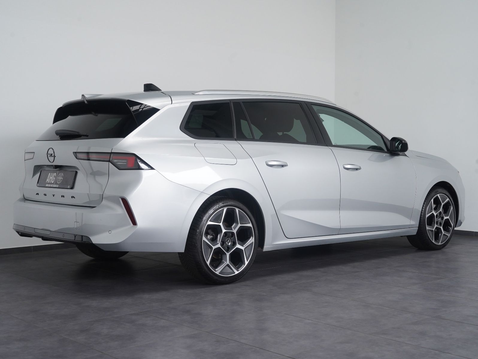 Fahrzeugabbildung Opel Astra L 1.5 Diesel Sports Tourer GS Line PANO