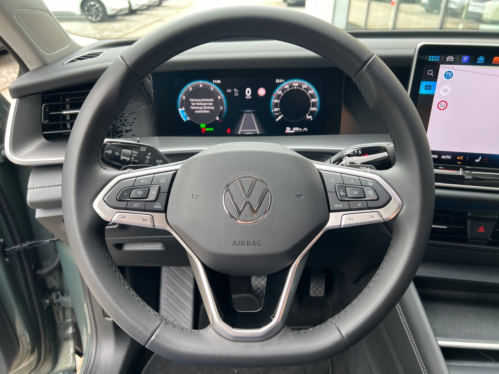 Fahrzeugabbildung Volkswagen Tayron LIFE 1.5 eTSI DSG *AHK,7-Sitzer,LED,ACC,K