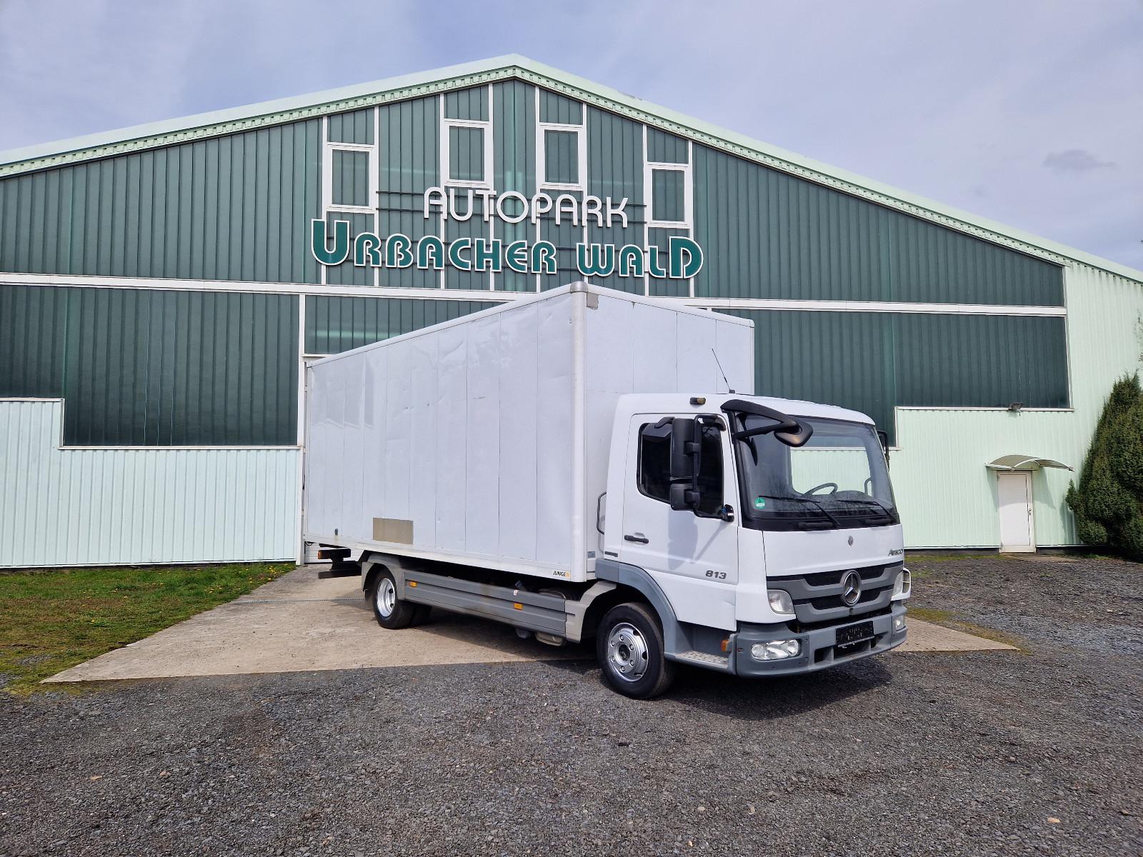 Mercedes-Benz 813 Atego Möbelkoffer