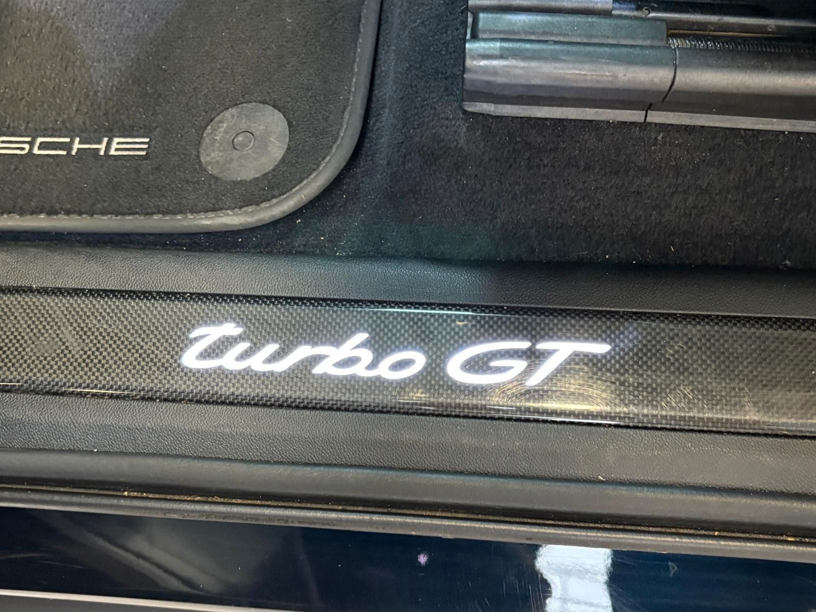 Fahrzeugabbildung Porsche Cayenne Coupe Turbo GT/Burmester/PCCB/Carbon