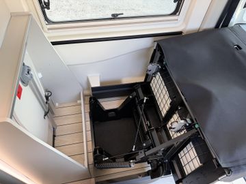 Westfalia Columbus 600 D 180 PS AUFSTELLDACH SOLAR SKYVIEW