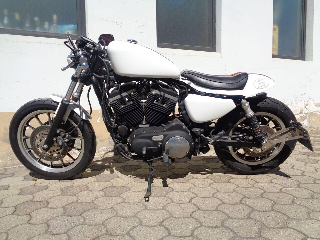 Harley-Davidson Sportster 2012 — engine 883 cm³, 53 HP (39kW)