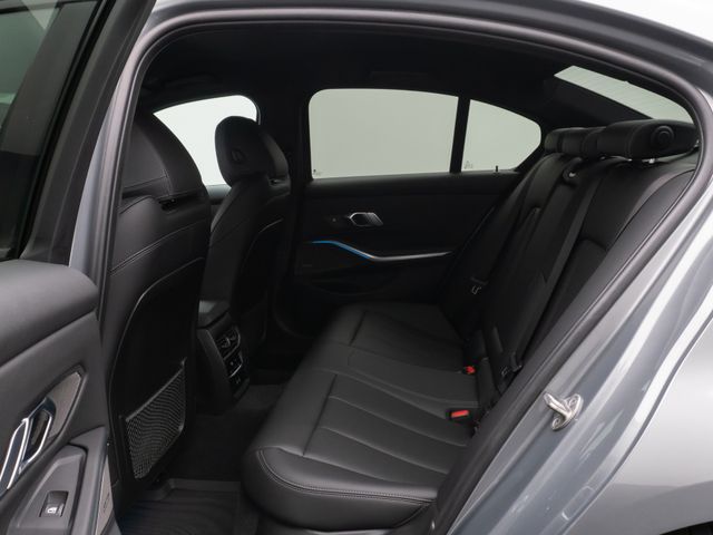 Foto Nummer 25: BMW 340i