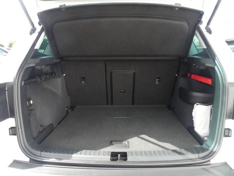 Fahrzeugabbildung SKODA Karoq 2.0 TDI DSG 4x4 Style NAV*KAM*BT*TEMPOMAT