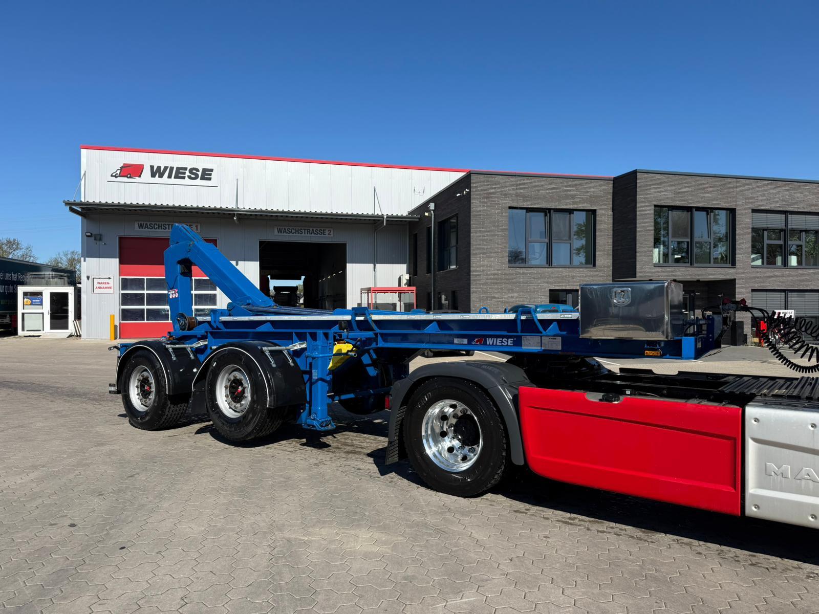 Andere Wiese 2- Achs Abrollkipper Hakenlift WAK 2-25 SK