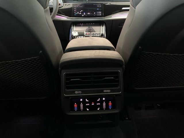 RSQ8 PERFORMANCE QU PANO+HUD+OPTIK+LUFT+KERAMIK