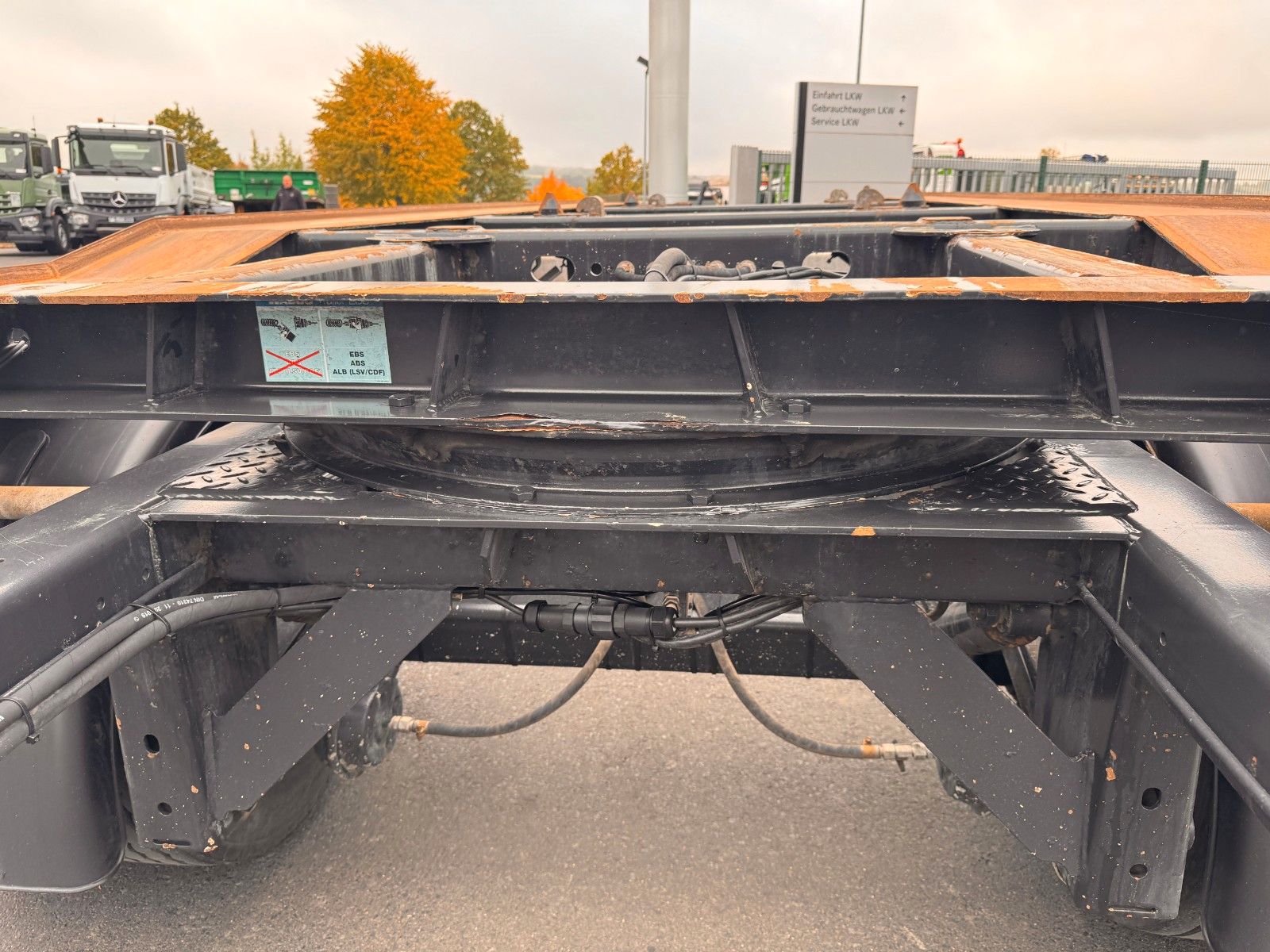 Fahrzeugabbildung Müller-Mitteltal RA-T 18,0 Containerfahrgestell