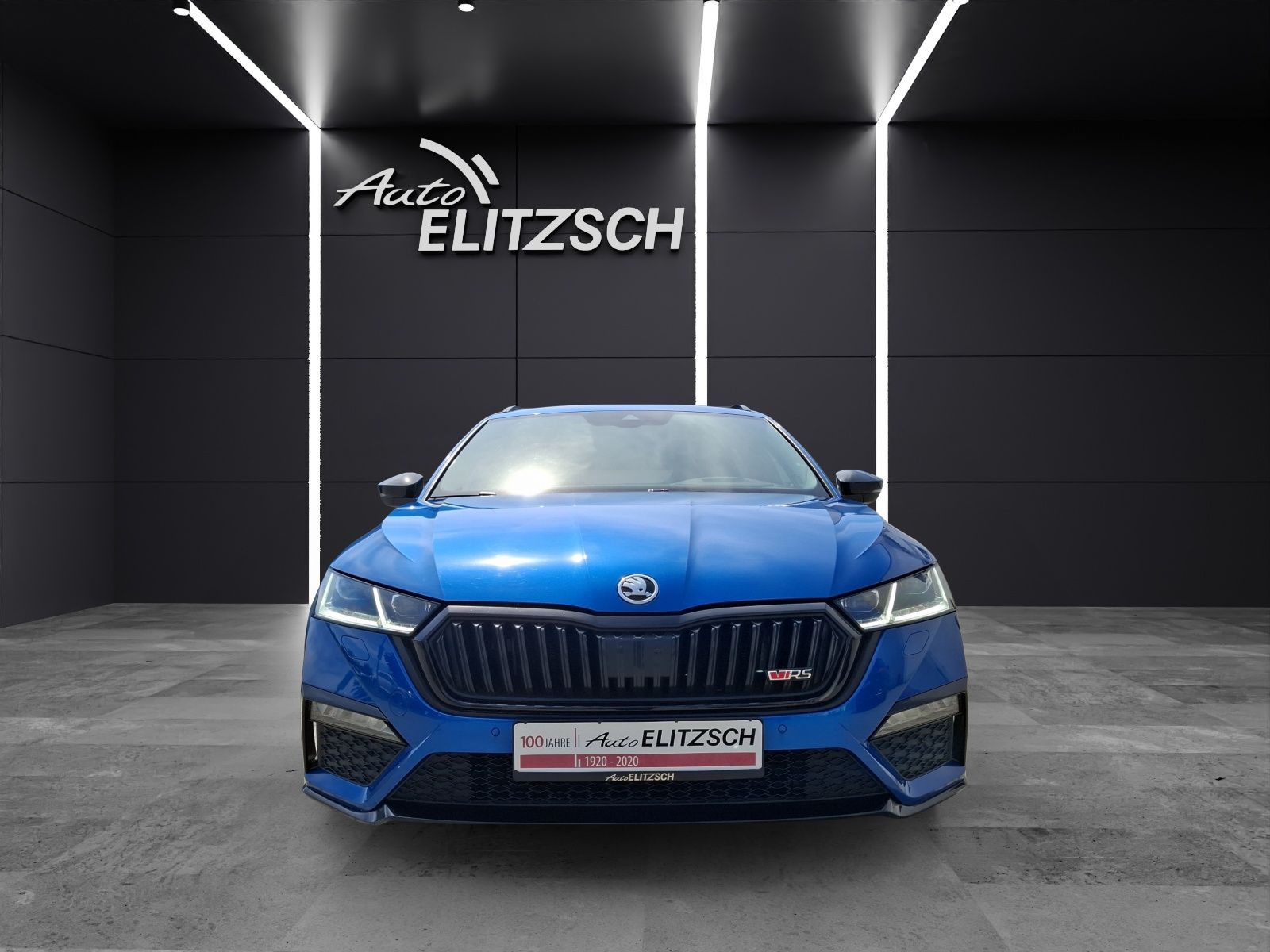 Fahrzeugabbildung SKODA Octavia Combi RS TDI DSG 4x4 Matrix Navi HUD VC