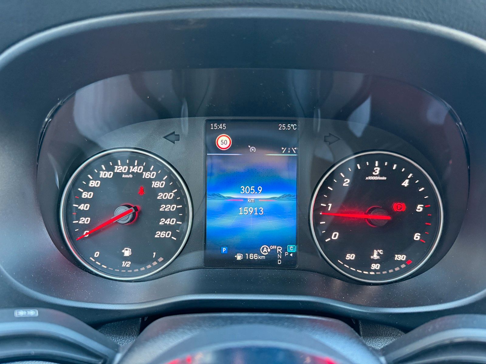Fahrzeugabbildung Mercedes-Benz Vito 116 CDI 9G Tourer Select AHK2,5to LED