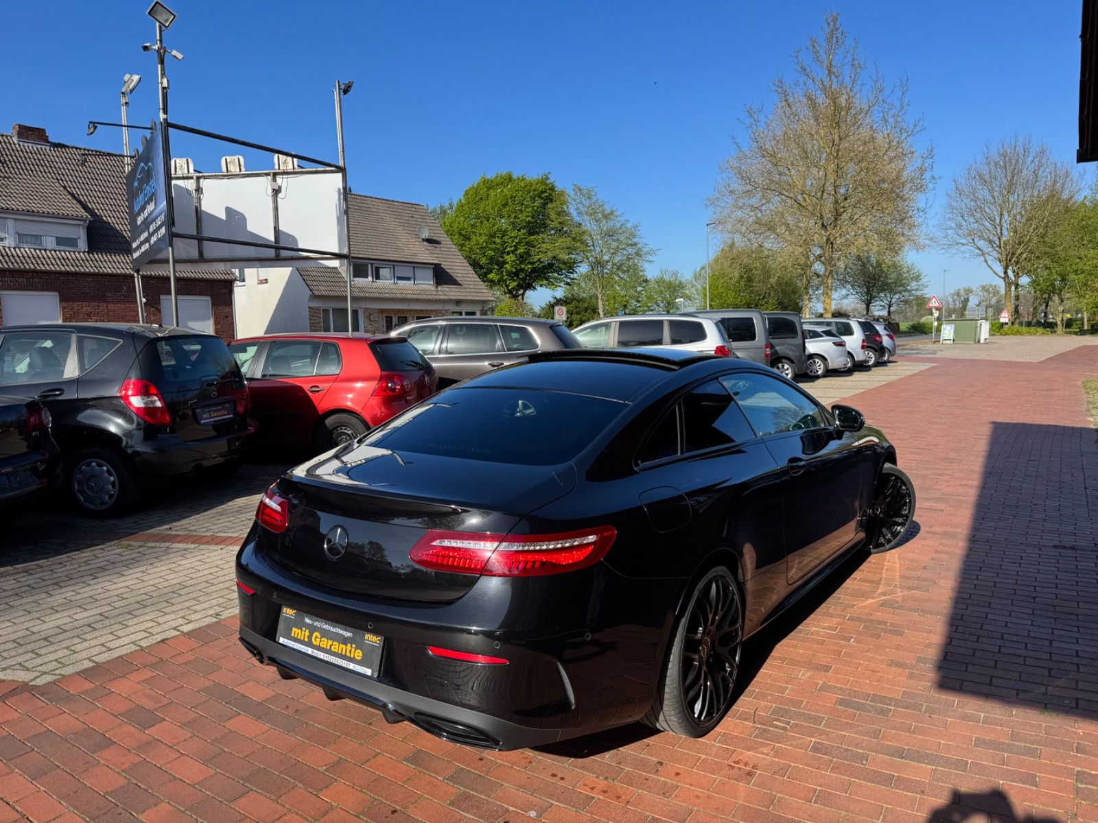 Mercedes-Benz E 220 *AMG Line*Widescreen*Voll Leder*Pano* imagem 3