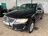 Volkswagen Touareg R5 TDI*Navi*Allwetter* - Volkswagen Touareg aus 2007: TDI
