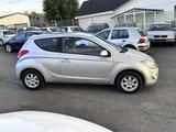 Hyundai i20 Edition+ 77PS Klima 2.Hand *SEHR VIEL NEU* - Hyundai i20 Gebrauchtwagen in Leipzig