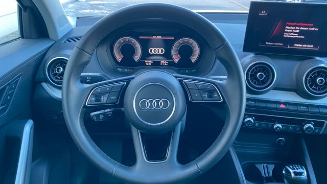 Foto Nummer 15: AUDI Q2