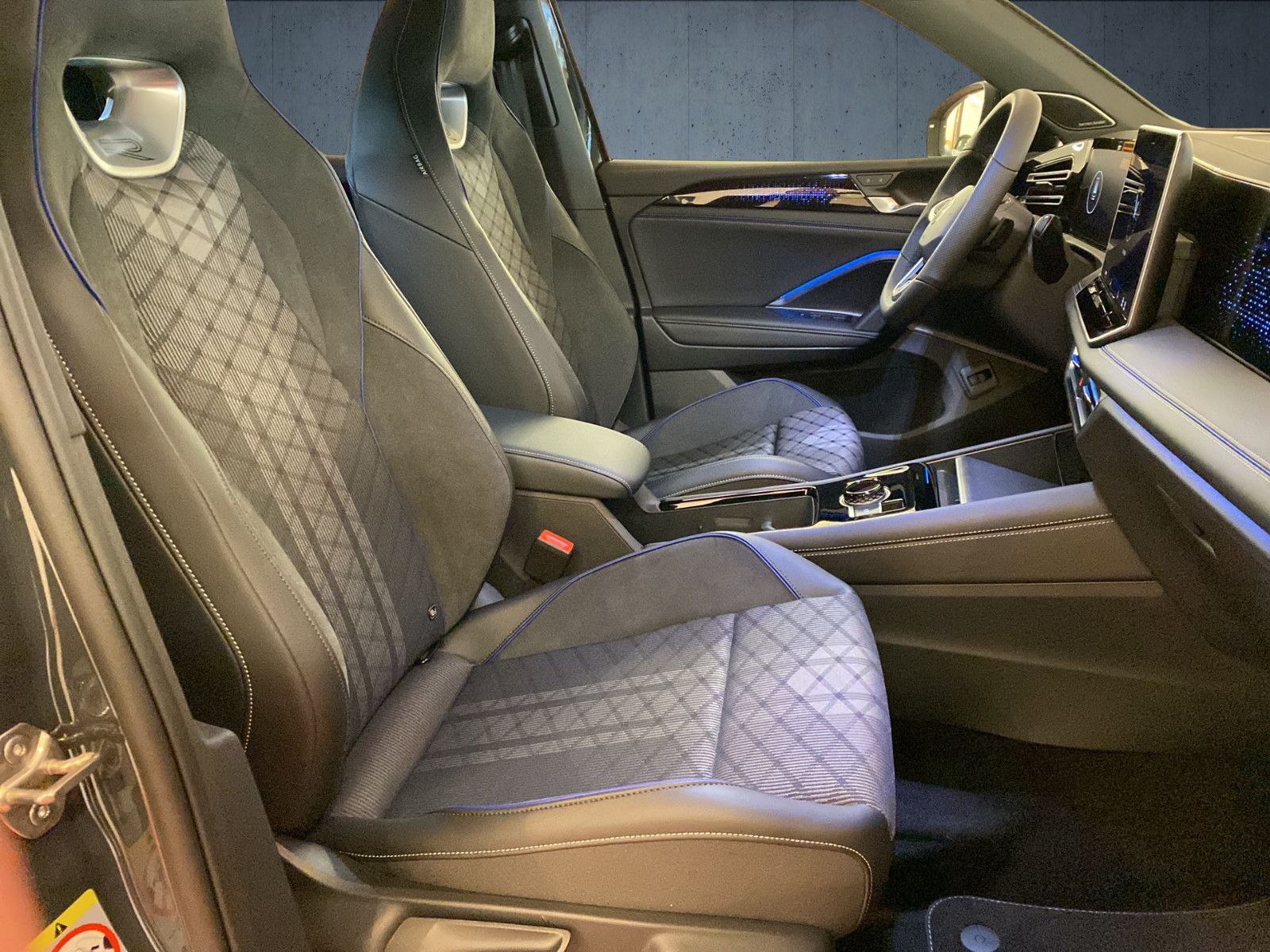 Volkswagen Tiguan - Bild 17