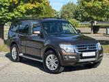 Mitsubishi Pajero 3.2 DI-D Edition100°7-Sitzer°Pano°ACC - gebrauchte Mitsubishi Pajero aus dem Jahr 2017