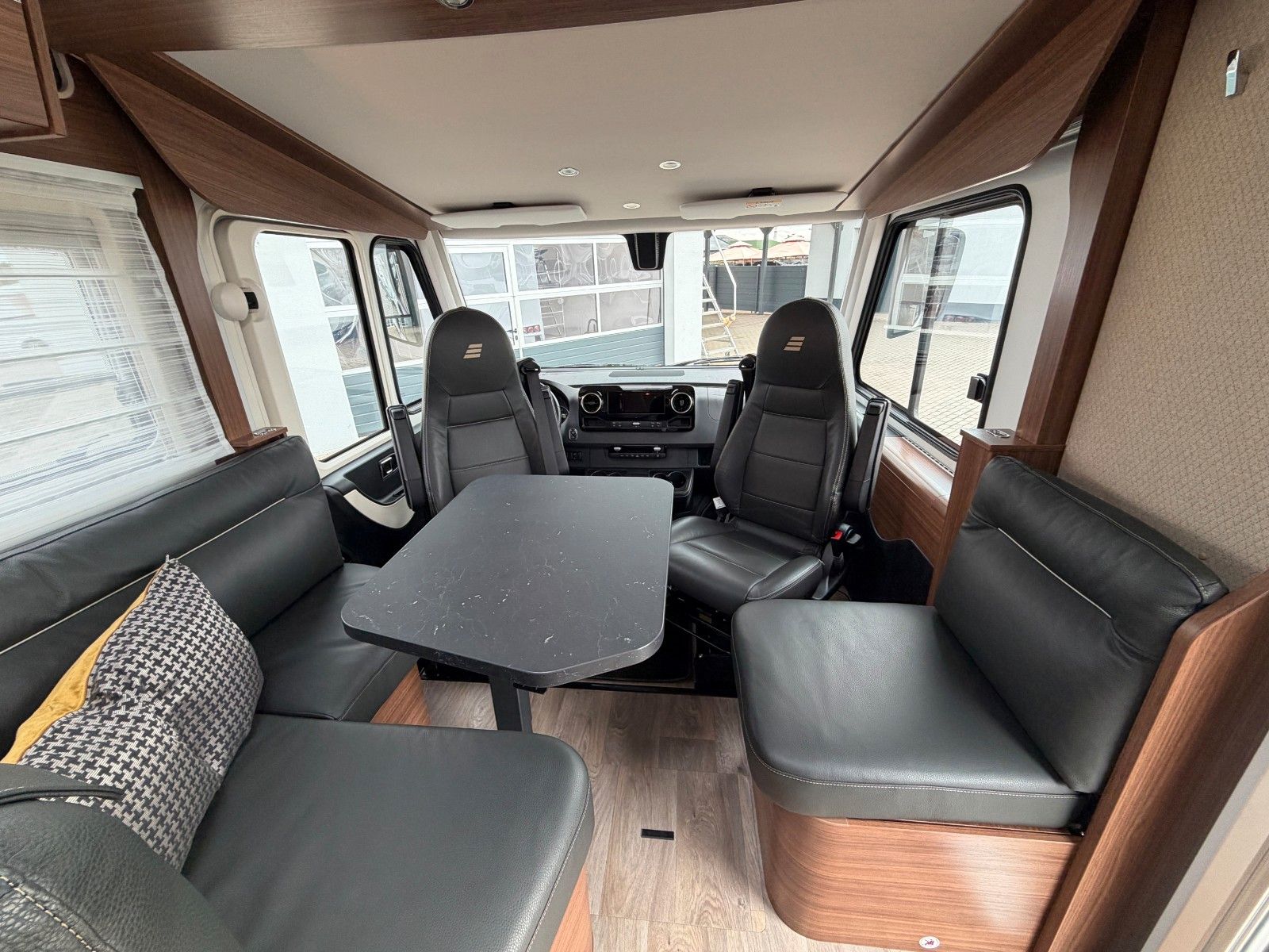Fahrzeugabbildung HYMER / ERIBA / HYMERCAR B-Klasse MC I White Line 600